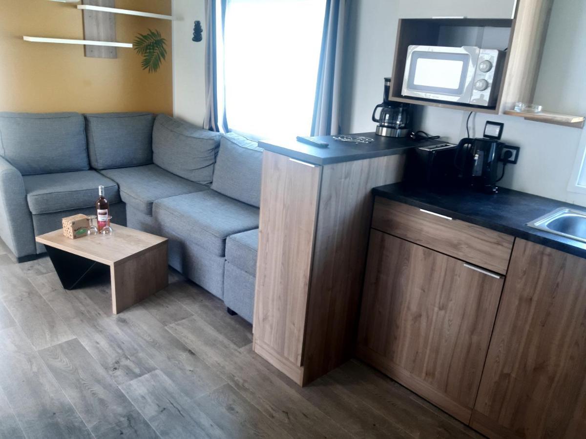 Camping Des Dunes De Contis Mobilhome 3Ch, แซ็งต์-จูเลียง-อ็อง-บอร์ง ภายนอก รูปภาพ