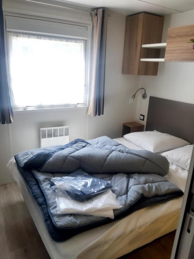 Camping Des Dunes De Contis Mobilhome 3Ch, แซ็งต์-จูเลียง-อ็อง-บอร์ง ภายนอก รูปภาพ